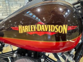 FLHR 2010 Road King® Classic thumb 2