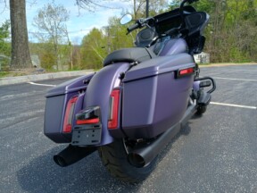 2025 Harley-Davidson® Road Glide™ FLTRX thumb 2