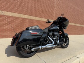 2022 Harley-Davidson® Road Glide® Special Vivid Black - Black Finish thumb 1