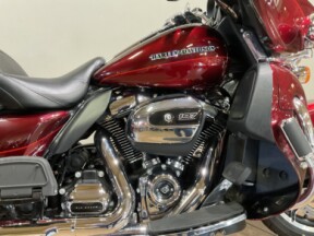 2017 Harley-Davidson® Electra Glide® Ultra Classic® T/T Mys Red Sunglo/Velocity Red Sunglo FLHTCU thumb 3