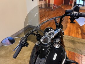 2020 Harley-Davidson® Heritage Classic 114 Vivid Black thumb 1