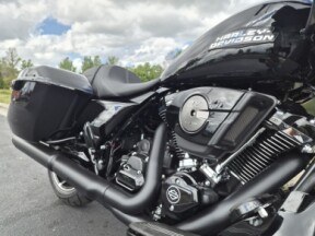 FLTRX 2026 Road Glide® thumb 3