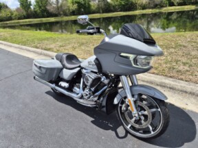 FLTRX 2024 Road Glide® thumb 2