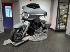 2026 Harley-Davidson® Street Glide® thumb 1