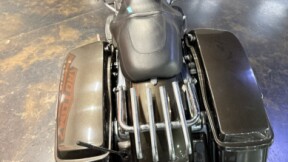 2021 Harley-Davidson® Street Glide® thumb 1