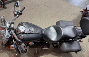 2011 Harley-Davidson® Fat Bob® 016 BLACK DENIM thumb 0