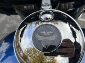 2018 Harley-Davidson® Ultra Limited FLHTK  thumb 2