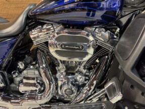 2016 Harley-Davidson® CVO™ Street Glide® Black Licorice with Midnight Cobalt Flames FLHXSE thumb 2