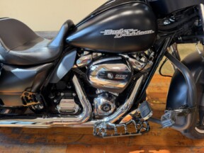 2017 Harley-Davidson® Street Glide® Special Black Denim thumb 2