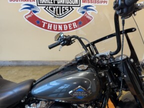 2025 Harley-Davidson® Heritage Classic Iron Horse Metallic w/Cast Wheels thumb 3