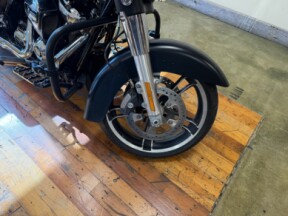 2017 Harley-Davidson® Street Glide® Special Black Denim thumb 0