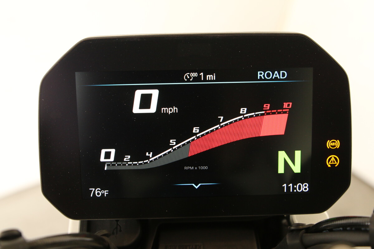 On Sale 2026 BMW R 1300 R, photo 31