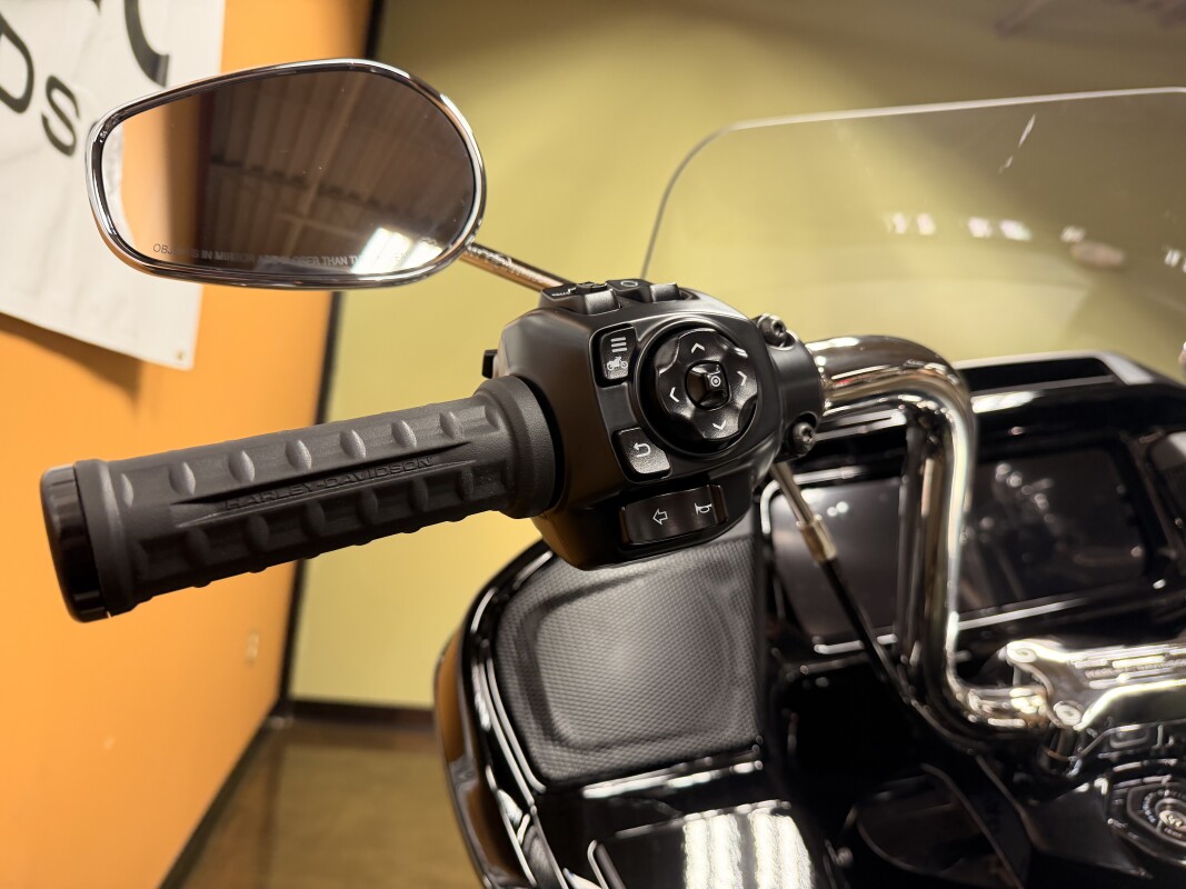 FLTRXL 2026 Road Glide Limited, photo 11