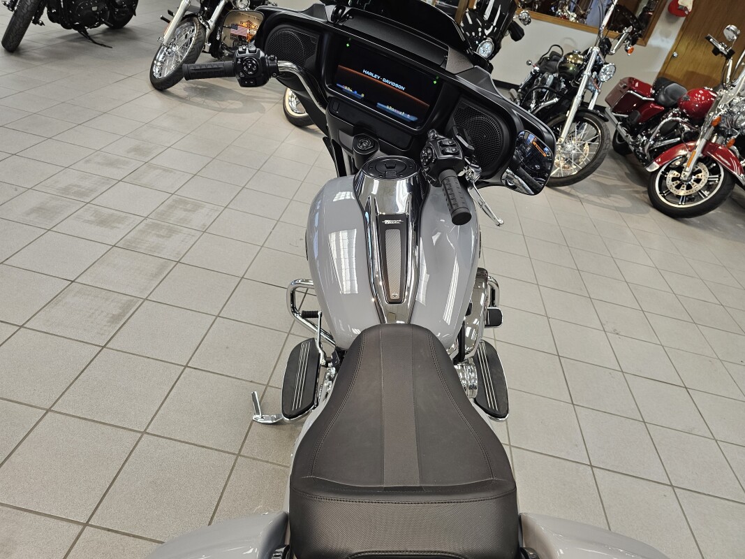 FLHX 2026 Street Glide®, photo 20