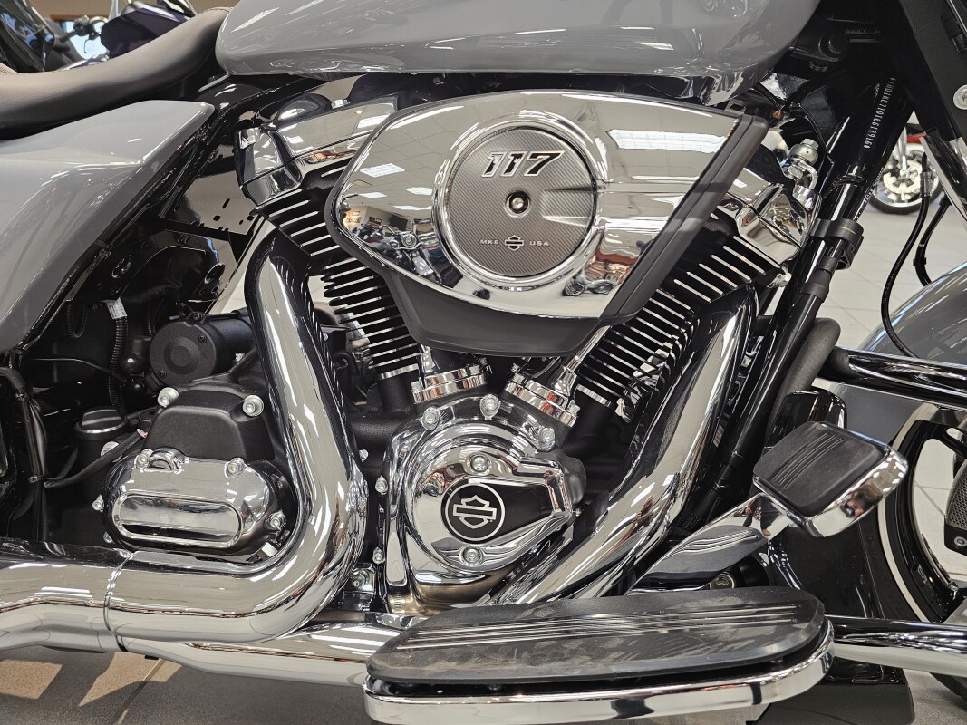 FLHX 2026 Street Glide®, photo 9