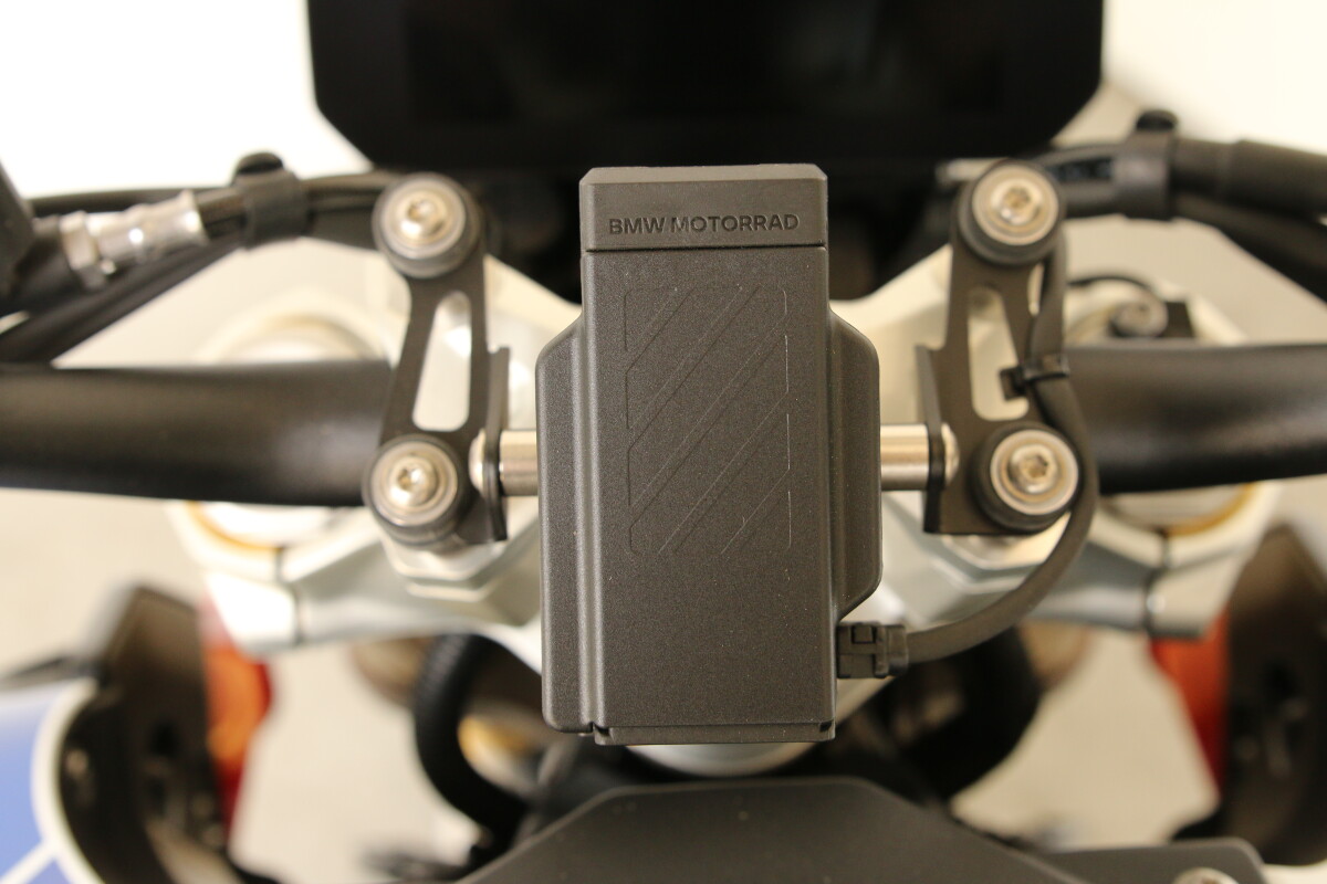 On Sale 2026 BMW R 1300 R, photo 28