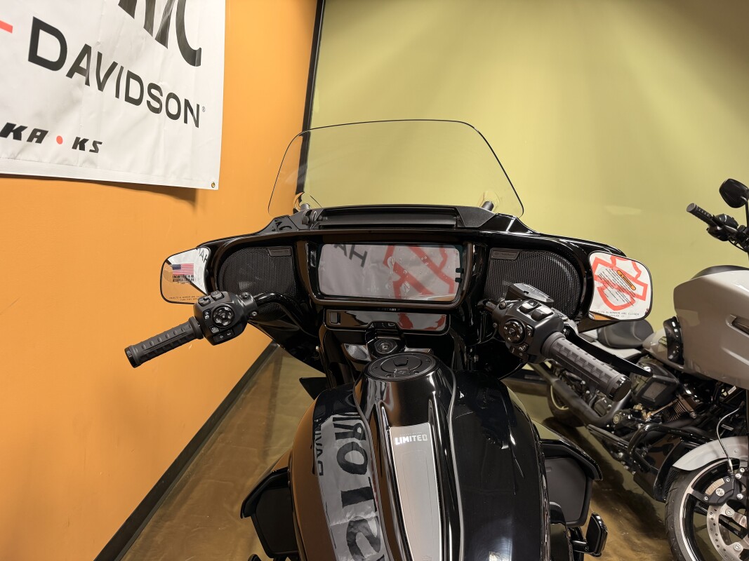 FLHXL 2026 Street Glide Limited, photo 8
