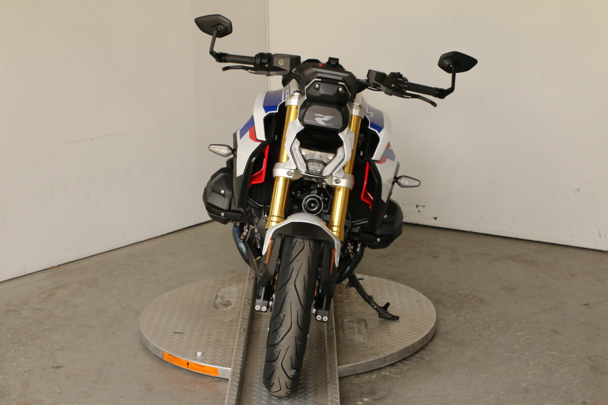 On Sale 2026 BMW R 1300 R, photo 10