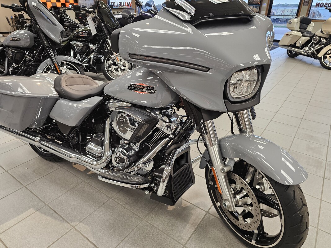 FLHX 2026 Street Glide®, photo 12