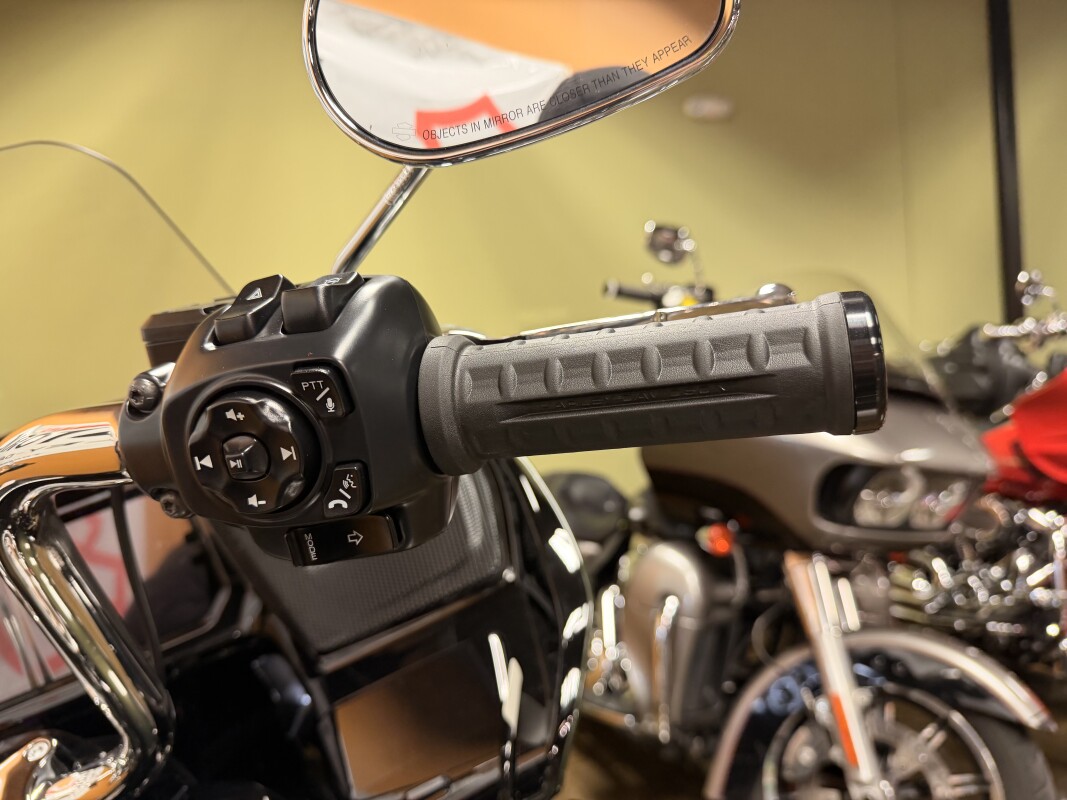 FLTRXL 2026 Road Glide Limited, photo 10