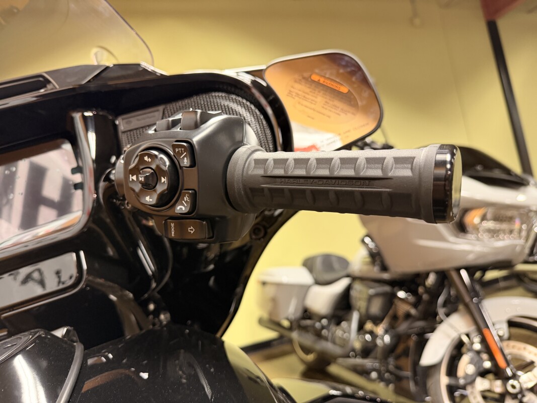 FLHXL 2026 Street Glide Limited, photo 10