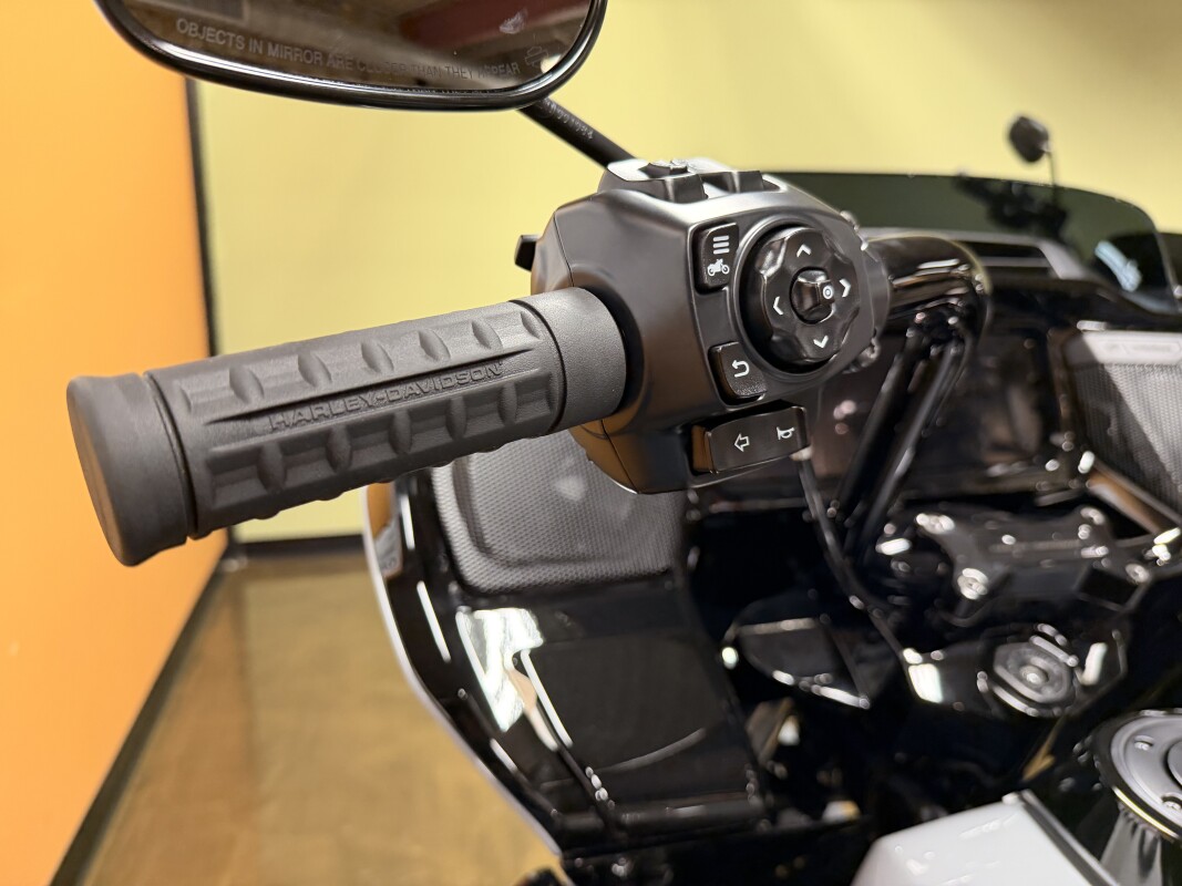 FLTRT 2026 Road Glide 3, photo 11