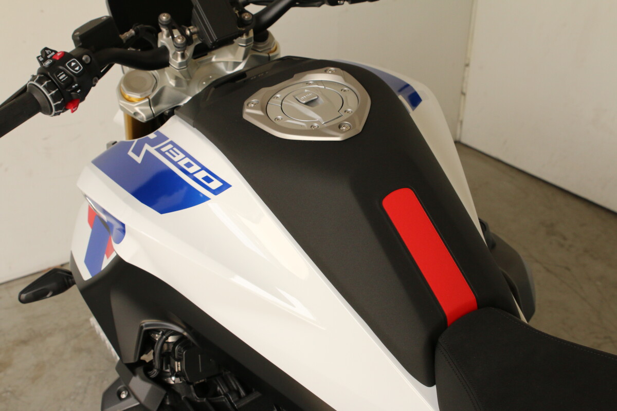 On Sale 2026 BMW R 1300 R, photo 26