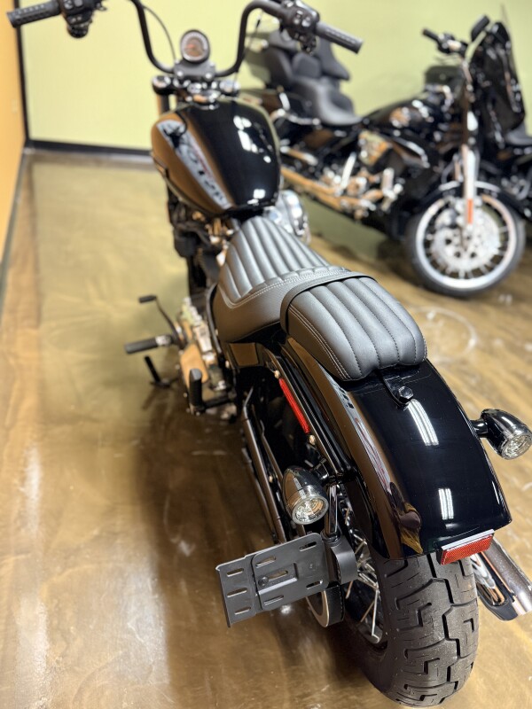 FXBB 2025 Street Bob™, photo 8