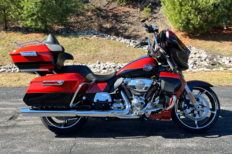 FLHXU 2025 Street Glide™ Ultra