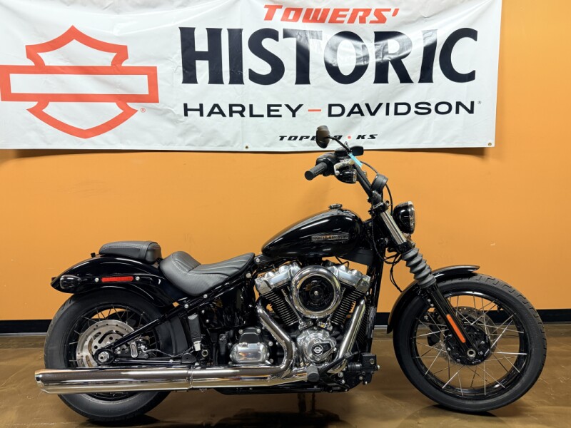 FXBB 2025 Street Bob™