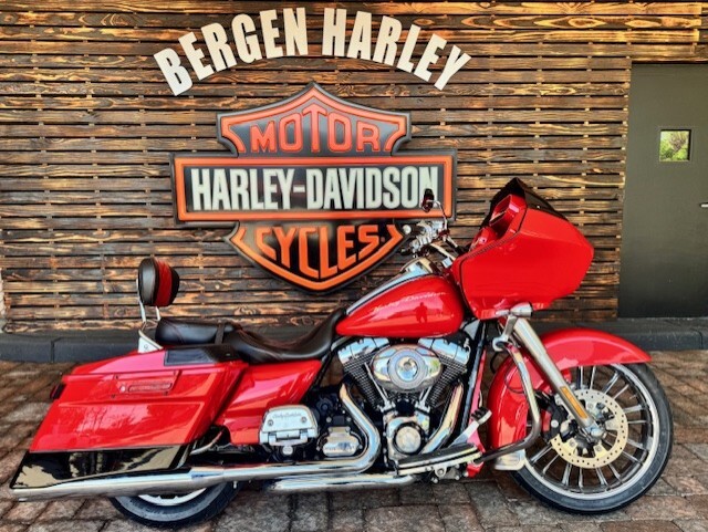 2010 Harley Davidson Road Glide Custom FLTRX