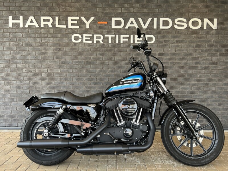 2018 Harley-Davidson® Iron 1200™ Vivid Black