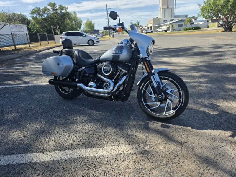 2023 Harley-Davidson FLSB