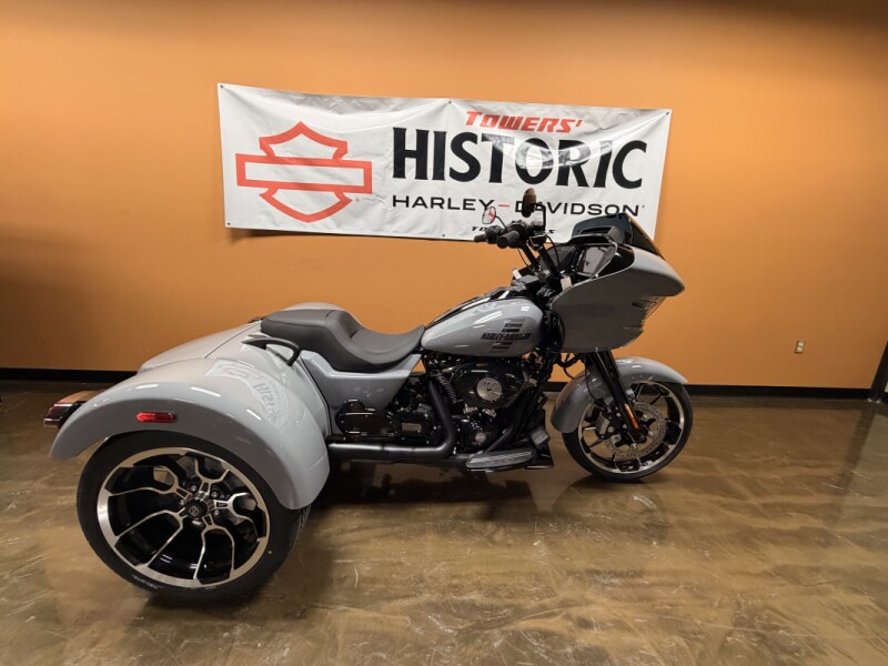 FLTRT 2026 Road Glide 3