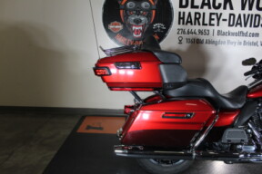 2018 Harley-Davidson® Ultra Limited FLHTK thumb 3
