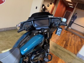 2026 Harley-Davidson® Street Glide® Teal Thunder / Vivid Black Black Trim thumb 1