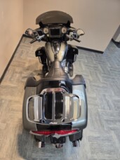 2021 Indian Motorcycle Roadmaster® Alumina Jade / Thunder Black thumb 1