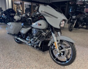 FLHX 2026 Street Glide® thumb 3