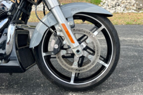 FLTRX 2024 Road Glide® thumb 2