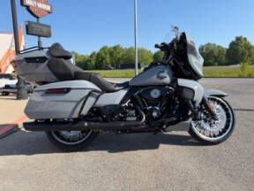 2026 Harley-Davidson® Street Glide Limited Dark Billiard Gray Black Trim thumb 2