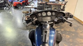 2016 Harley-Davidson® Tri Glide® Ultra thumb 0