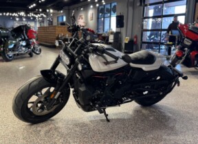 2026 Harley-Davidson® Sportster® S RH1250S thumb 1
