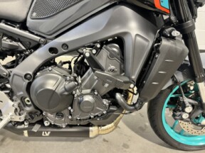 2023 Yamaha MT-09 Cyan Strom thumb 1