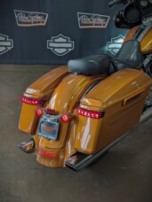 FLHXS 2015 Street Glide® Special thumb 1