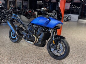 RA1250ST 2026 Pan America® 1250 ST thumb 3