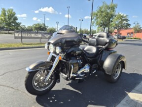 FLHTCUTG 2020 Tri Glide® Ultra thumb 1