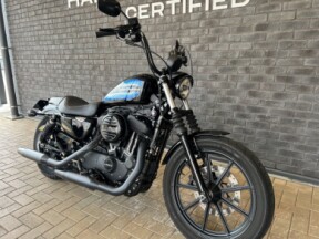 2018 Harley-Davidson® Iron 1200™ Vivid Black thumb 3