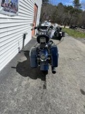 2013 Harley-Davidson® Switchback™ Big Blue Pearl thumb 2