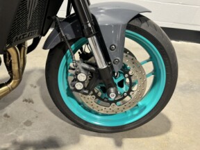 2023 Yamaha MT-09 Cyan Strom thumb 2