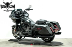 2026 Harley-Davidson® Road Glide® Vivid Black Black Trim thumb 1